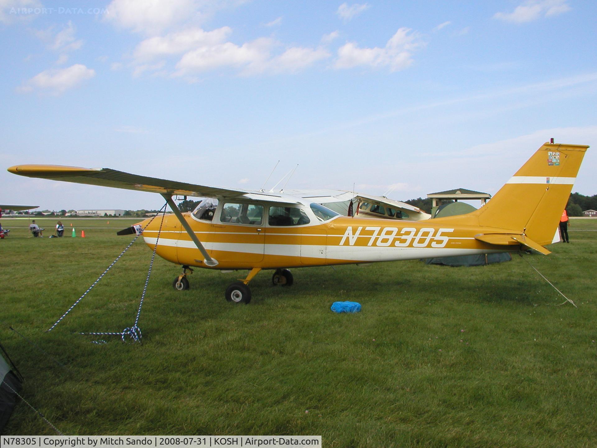 N78305, 1968 Cessna 172K Skyhawk C/N 17257562, EAA AirVenture 2008.