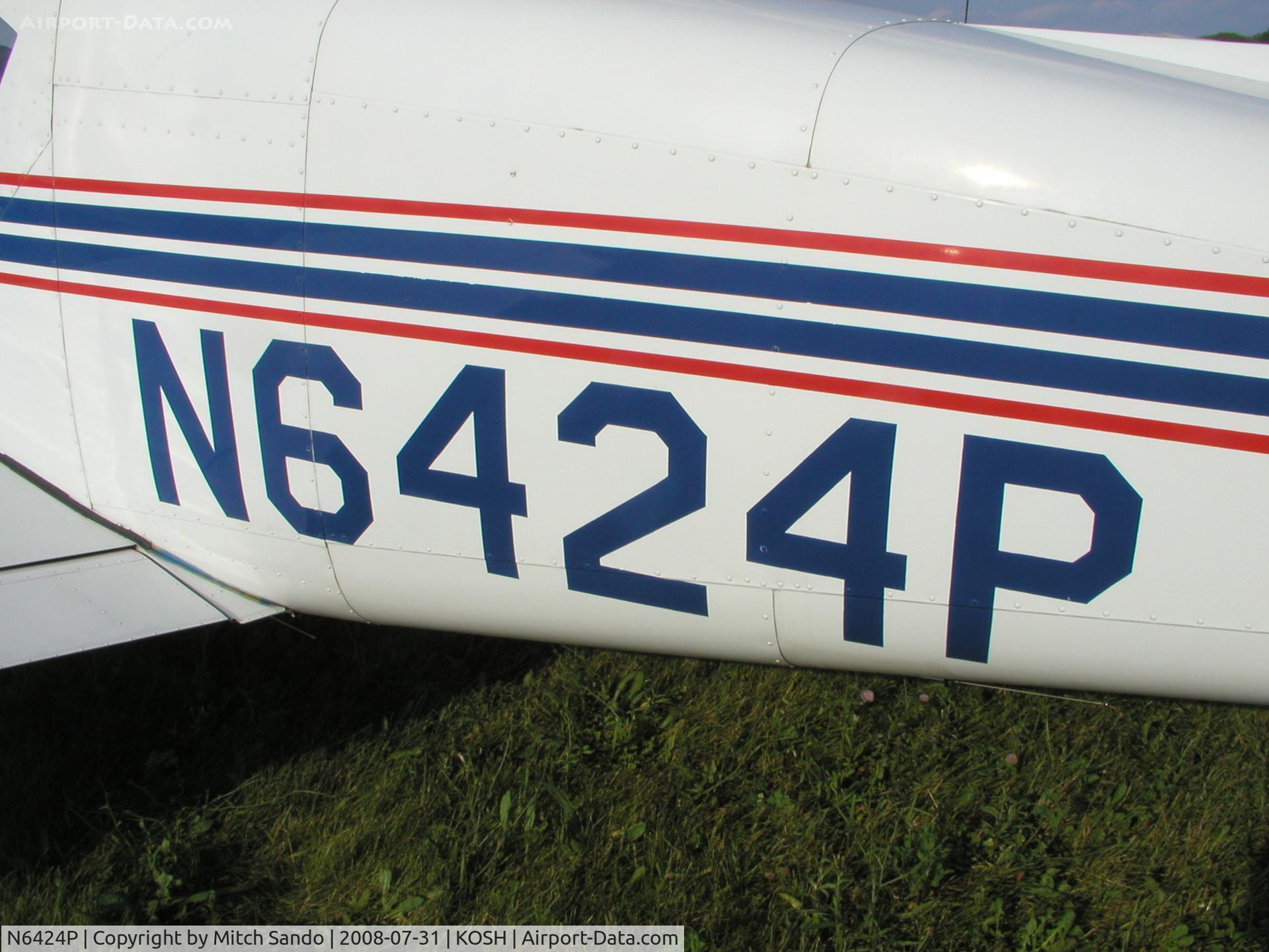 N6424P, 1959 Piper PA-24-250 Comanche C/N 24-1534, EAA AirVenture 2008.