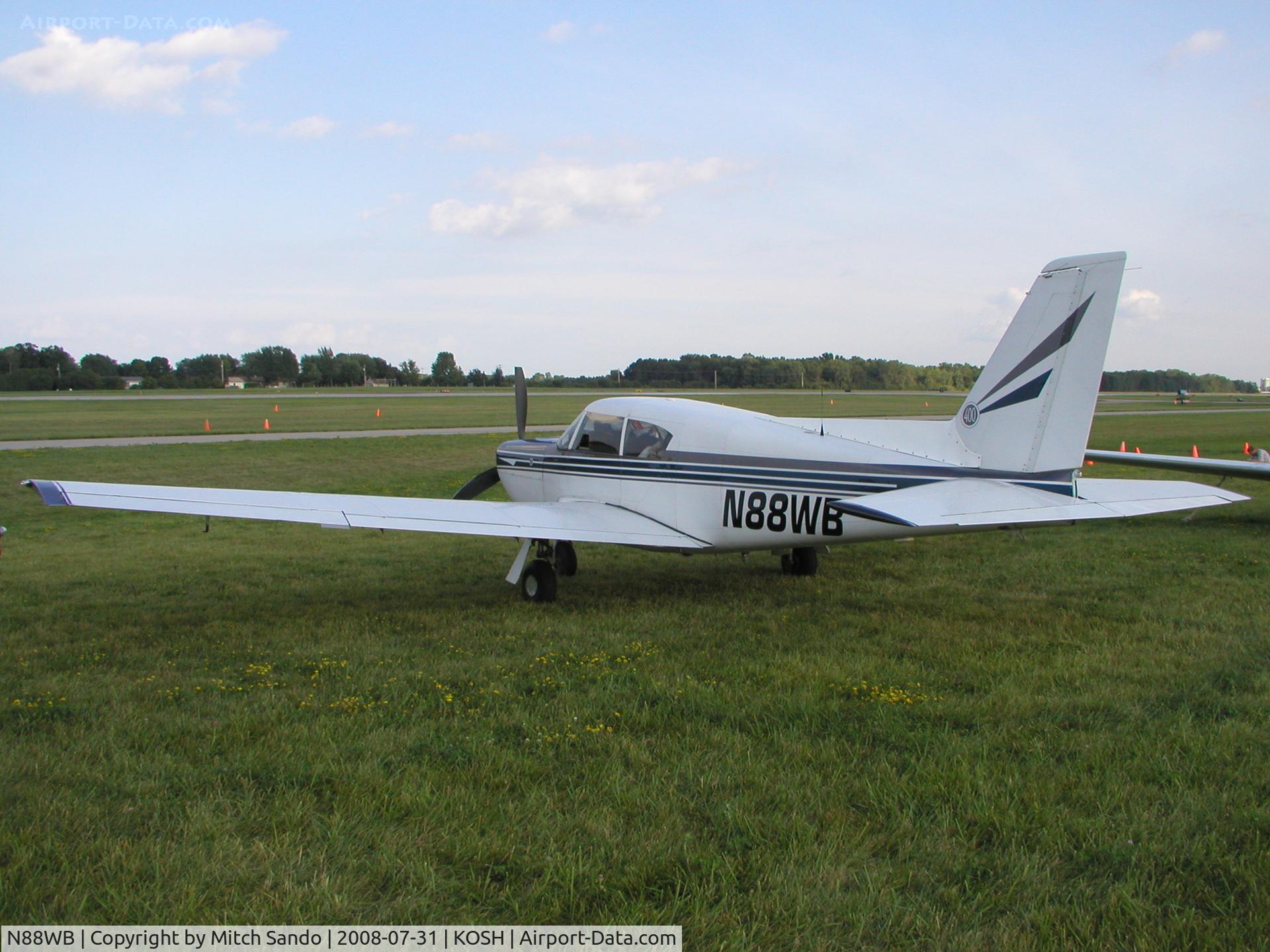 N88WB, 1964 Piper PA-24-400 Comanche 400 C/N 26-24, EAA AirVenture 2008.
