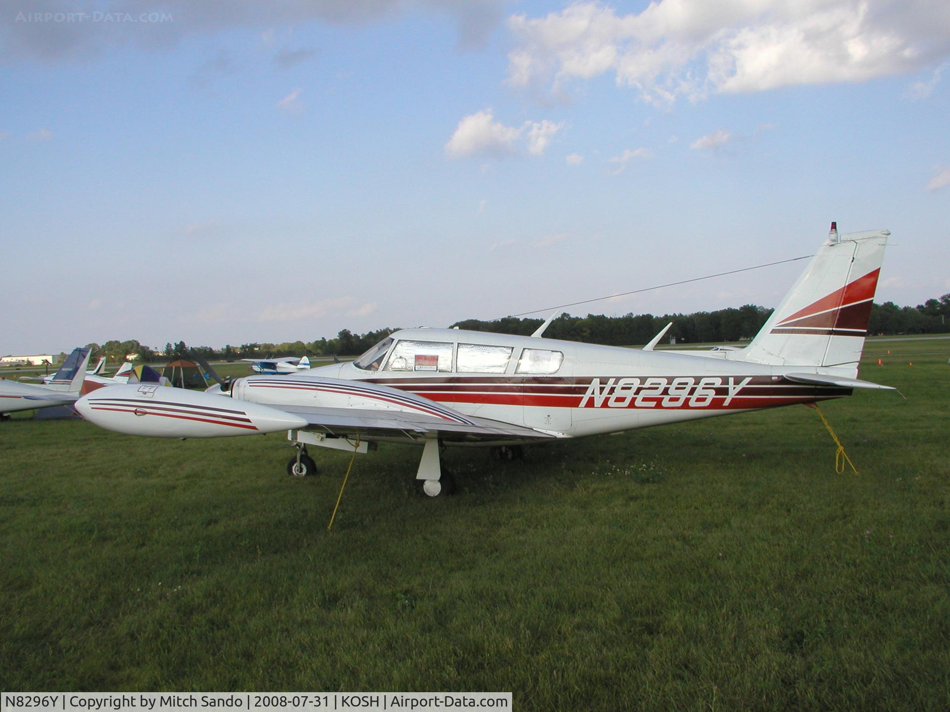 N8296Y, 1967 Piper PA-30 Twin Comanche Twin Comanche C/N 30-1435, EAA AirVenture 2008.