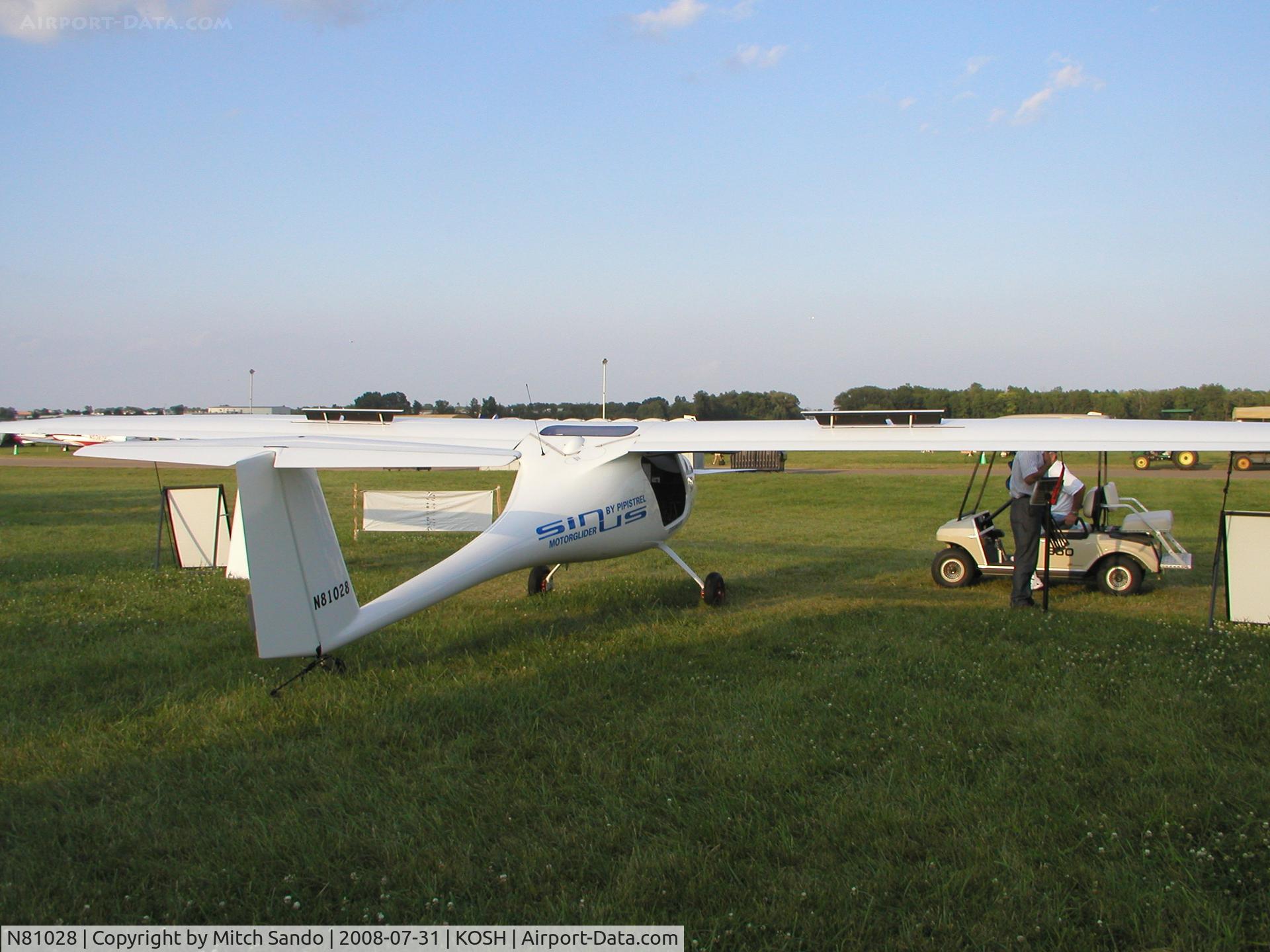 N81028, 2004 Pipistrel Sinus 912 C/N 143S9120604KIT49, EAA AirVenture 2008.