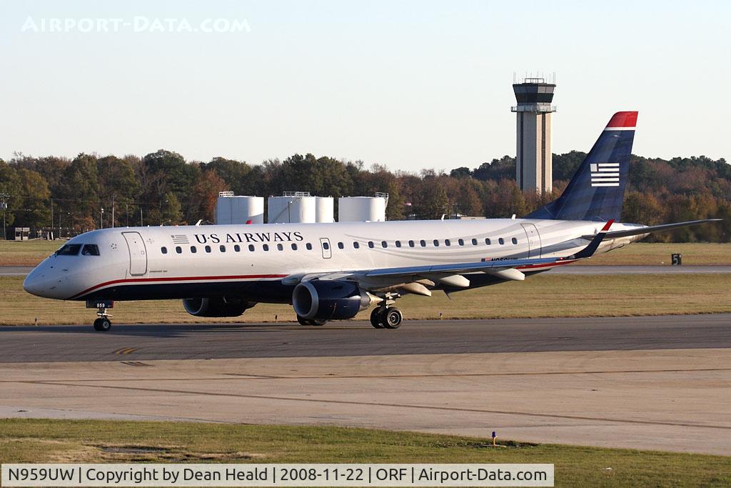 N959UW, 2008 Embraer 190AR (ERJ-190-100IGW) C/N 19000166, US Airways N959UW 