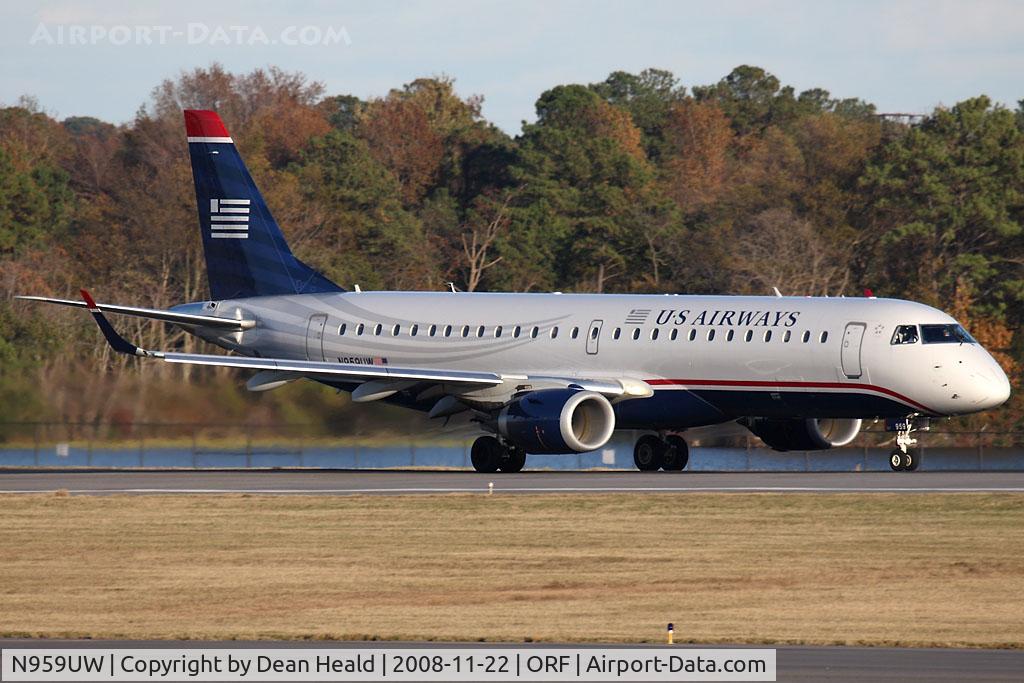 N959UW, 2008 Embraer 190AR (ERJ-190-100IGW) C/N 19000166, US Airways N959UW 