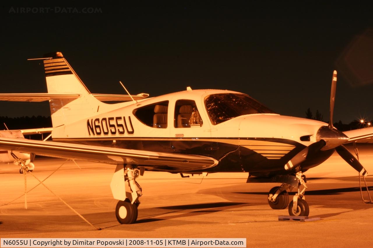 N6055U, 2000 Rockwell Commander 114-B C/N 14675, /