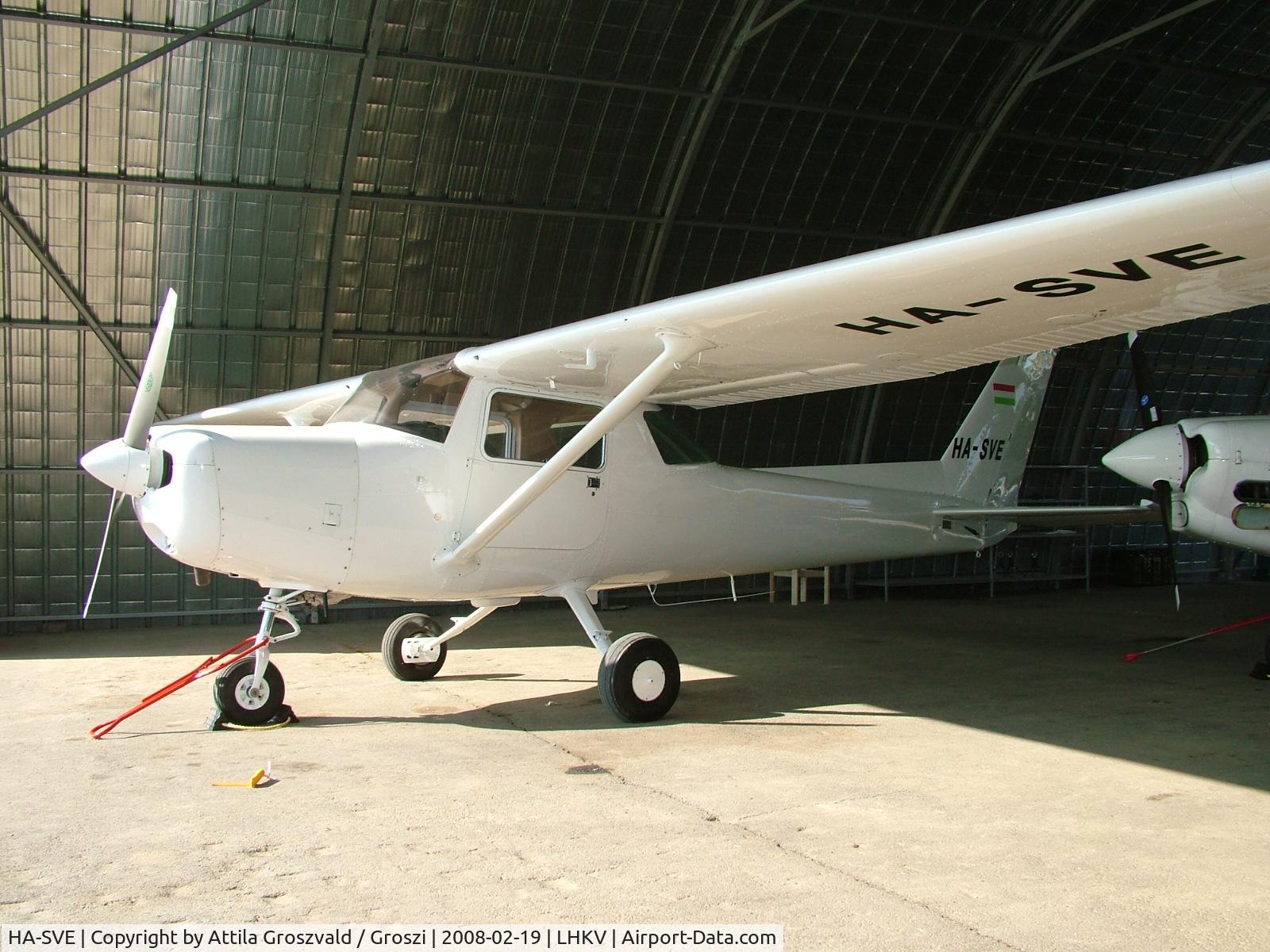 HA-SVE, 1977 Cessna 152 C/N 15280575, Kaposújlak airport (LHKV) / Cirrus Hungary base