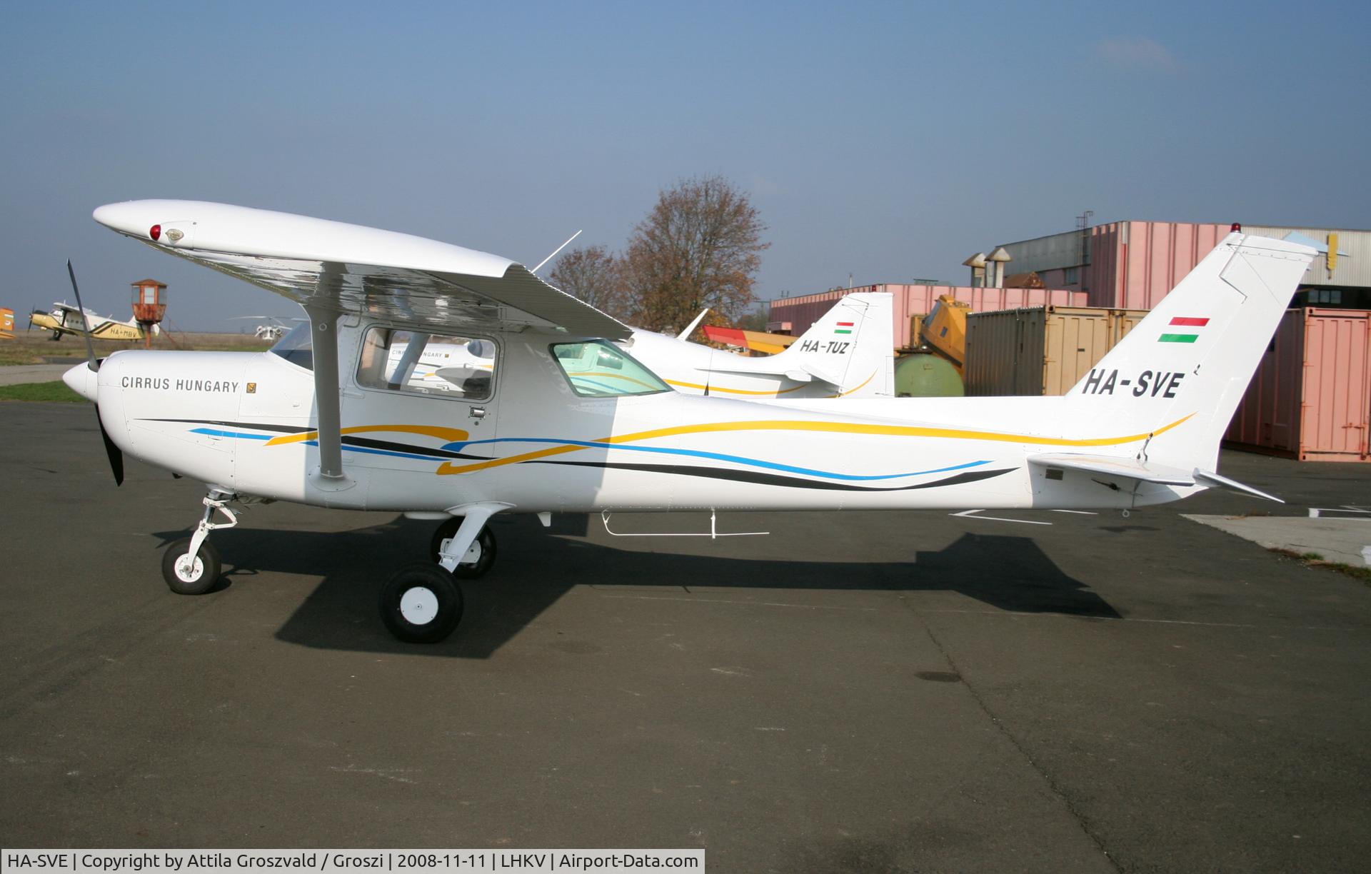 HA-SVE, 1977 Cessna 152 C/N 15280575, Kaposújlak airport (LHKV) Hungary