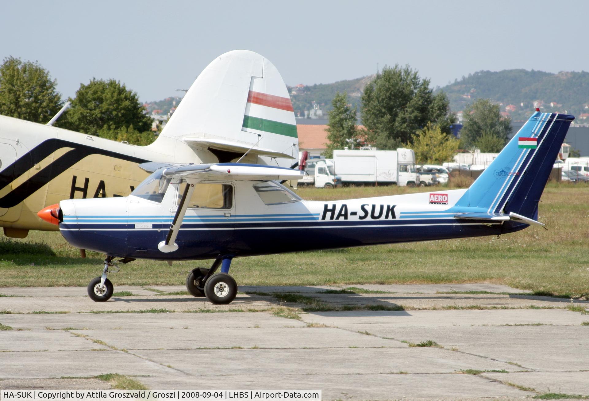 HA-SUK, 1980 Reims 152F C/N F152-1772, Budaörs-Airport / Hungary-LHBS