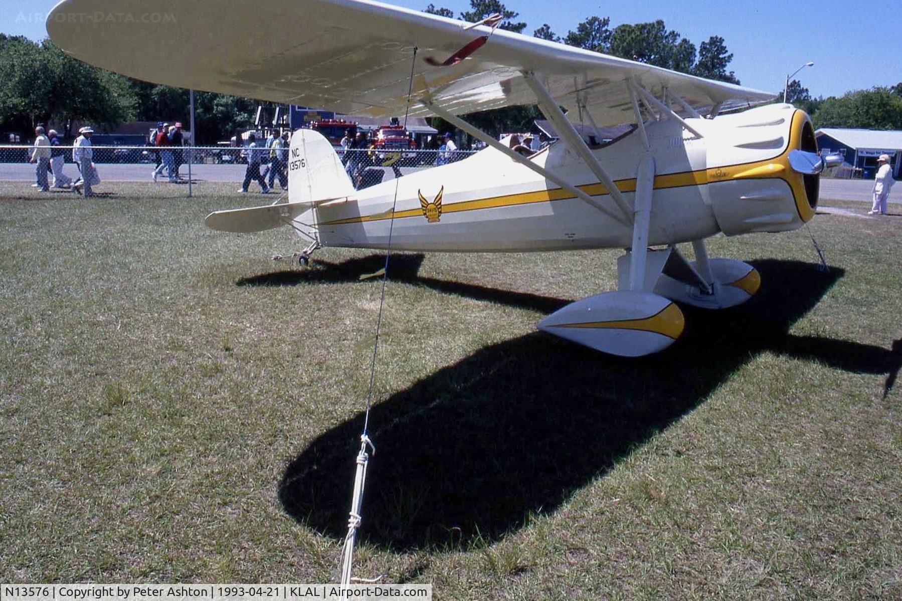 N13576, 1933 Davis D-1-W C/N 702, Sun 'n' Fun 1993
