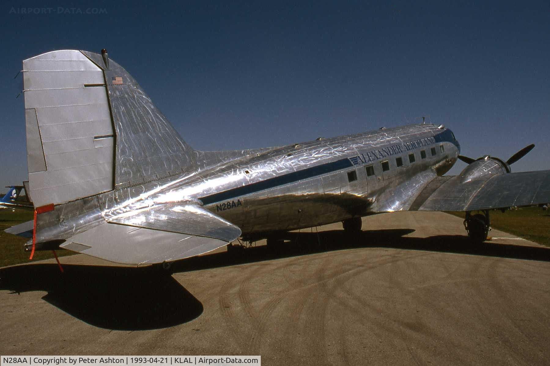 N28AA, 1940 Douglas DC-3A C/N 2239, Sun 'n' Fun 1993