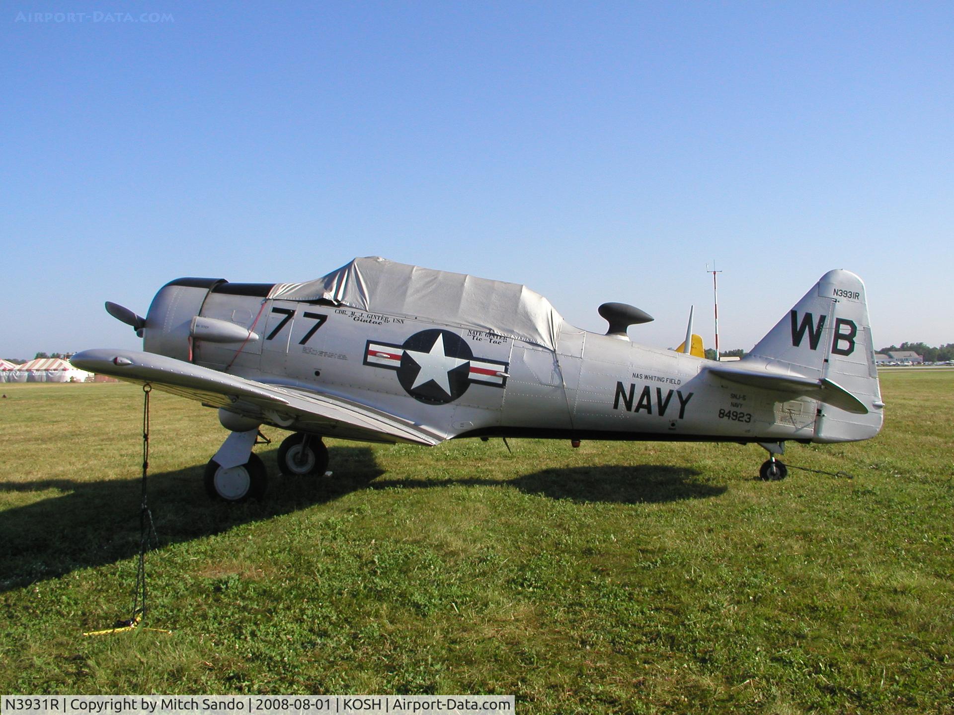 N3931R, North American AT-6B Texan C/N 84-923, EAA AirVenture 2008.