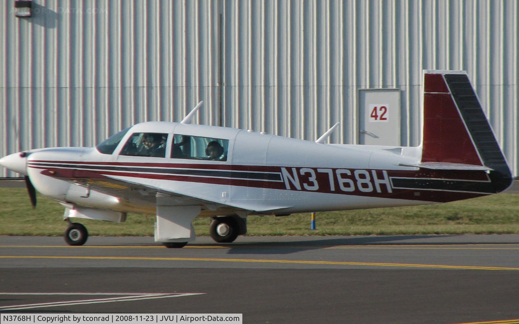 N3768H, 1979 Mooney M20J 201 C/N 24-0935, at Queen City