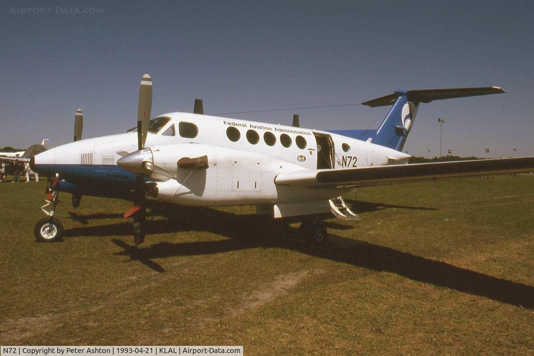 N72, 1988 Beech 300 Super King Air C/N FF-7, Beech 300. Sun 'n' Fun 1993