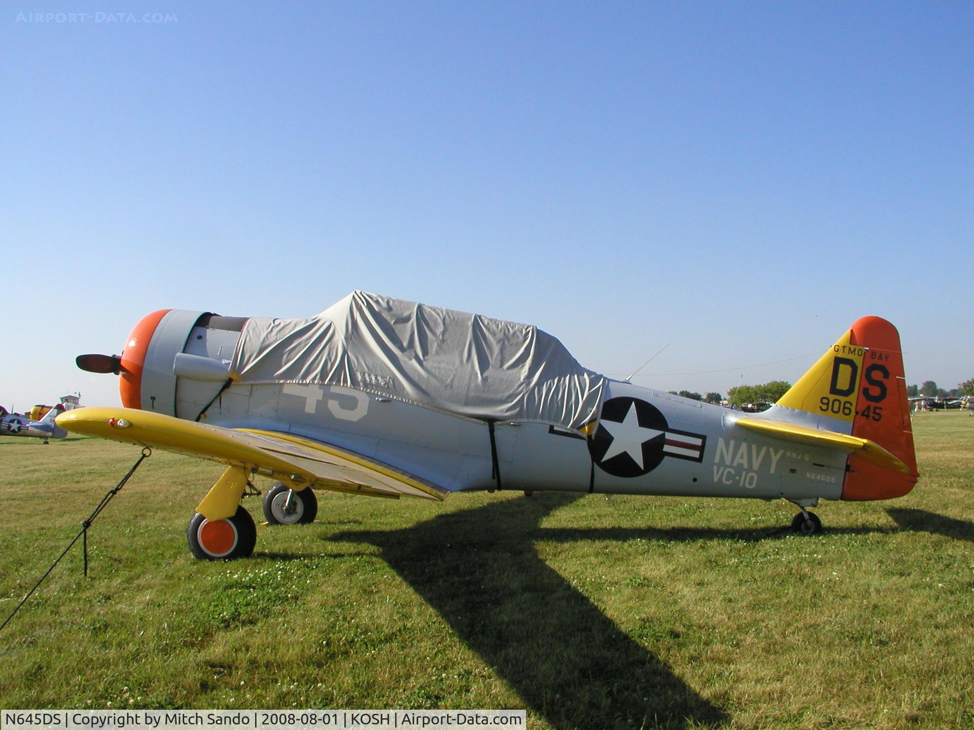 N645DS, 1944 North American SNJ-5 Texan Texan C/N 88-17678, EAA AirVenture 2008.