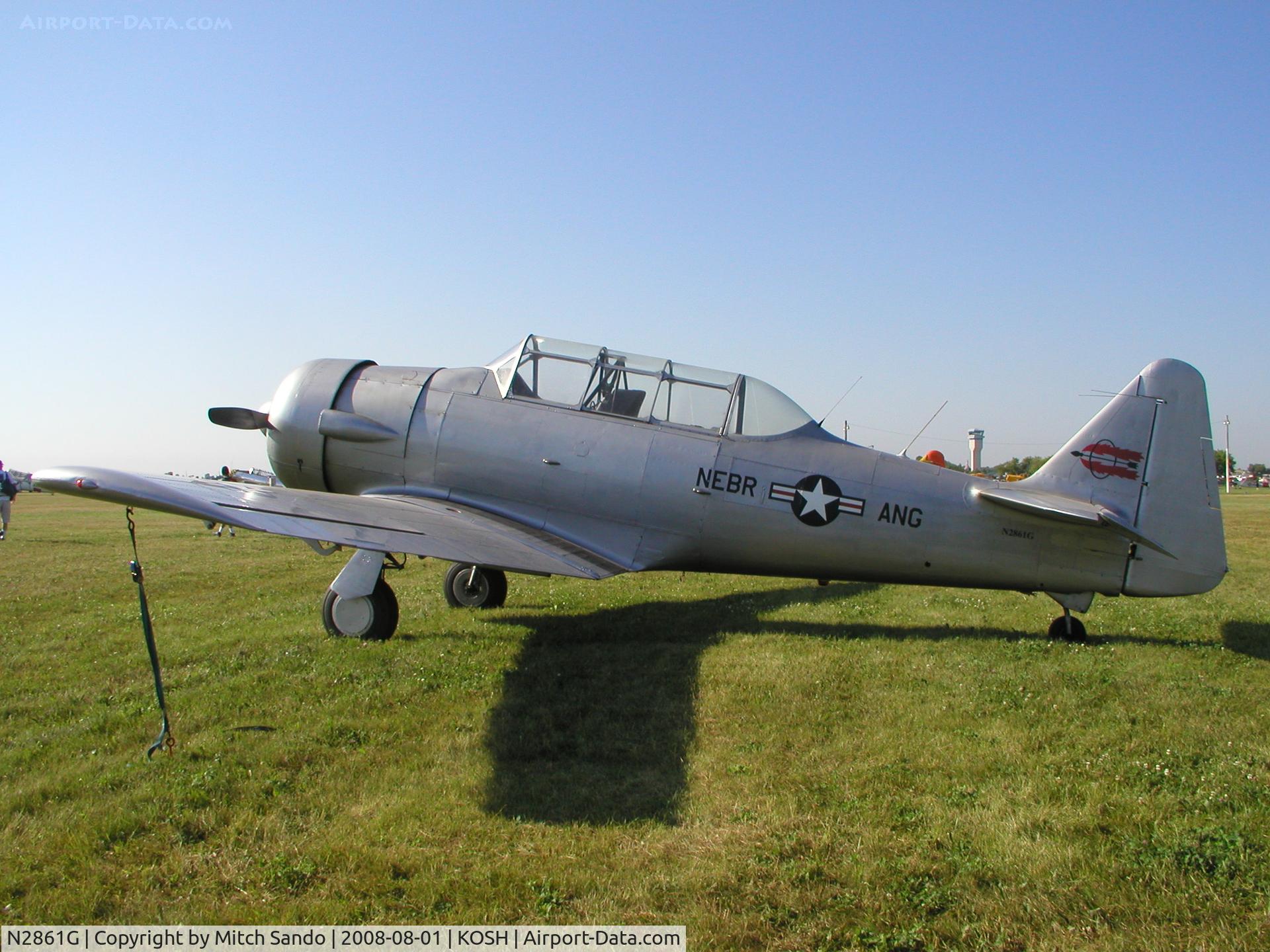 N2861G, North American SNJ-6 Texan C/N 121-43120, EAA AirVenture 2008.