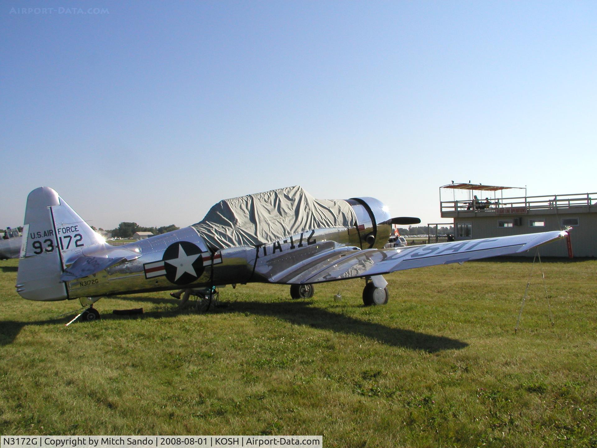 N3172G, 1949 North American T-6G Texan C/N 168-276, EAA AirVenture 2008.