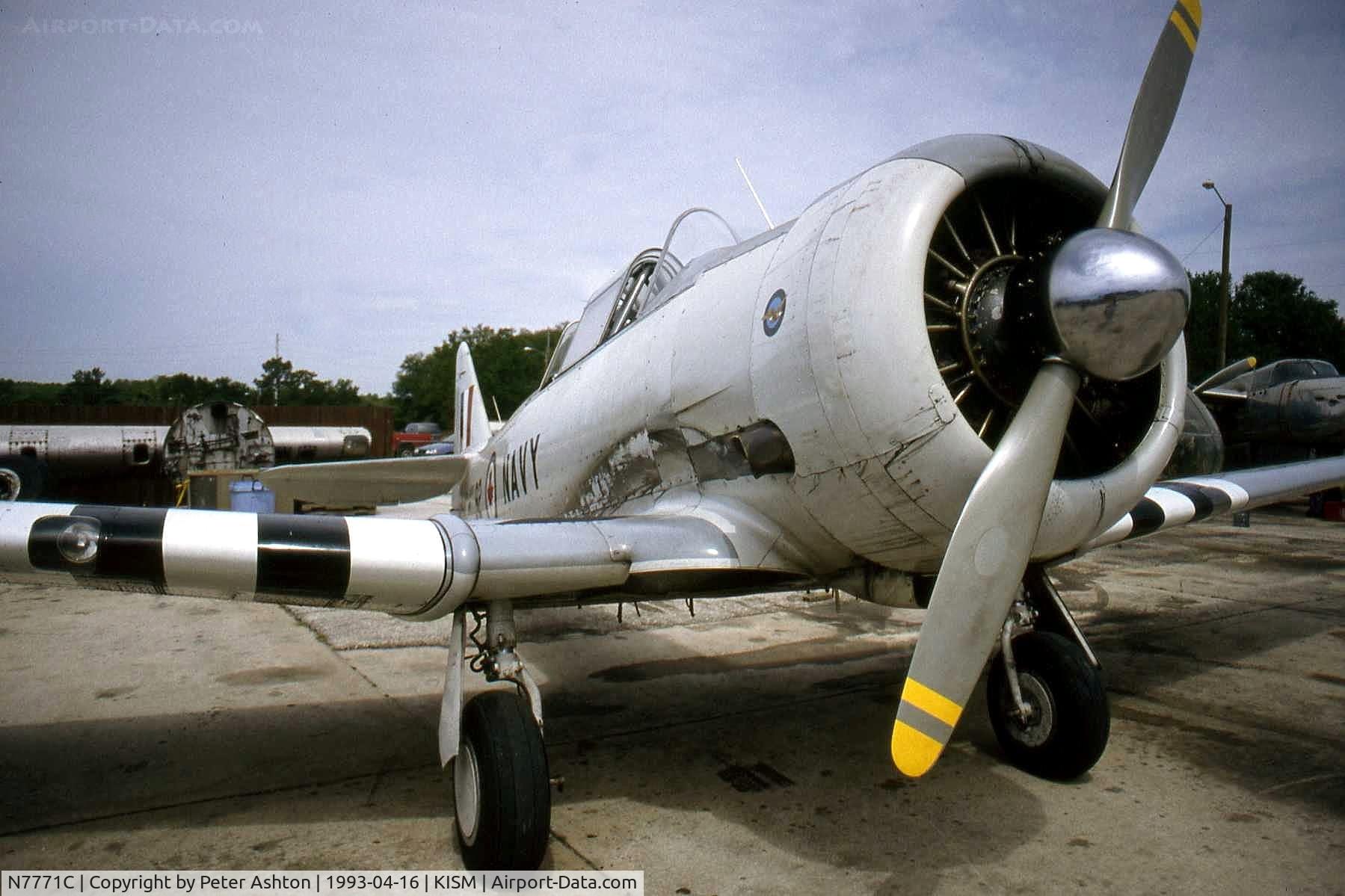 N7771C, 1959 North American T-6G Texan C/N 168-185, Nose