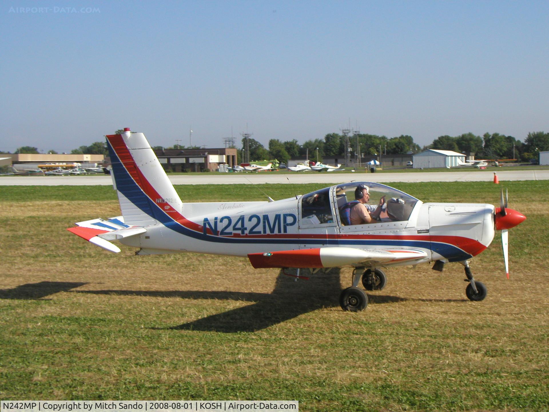 N242MP, 1994 Moravan Z242L C/N 0660, EAA AirVenture 2008.