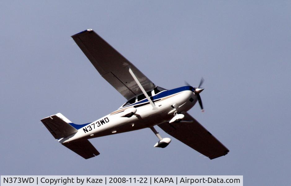 N373WD, 2004 Cessna T182T Turbo Skylane C/N T18208264, Taking off from 17L