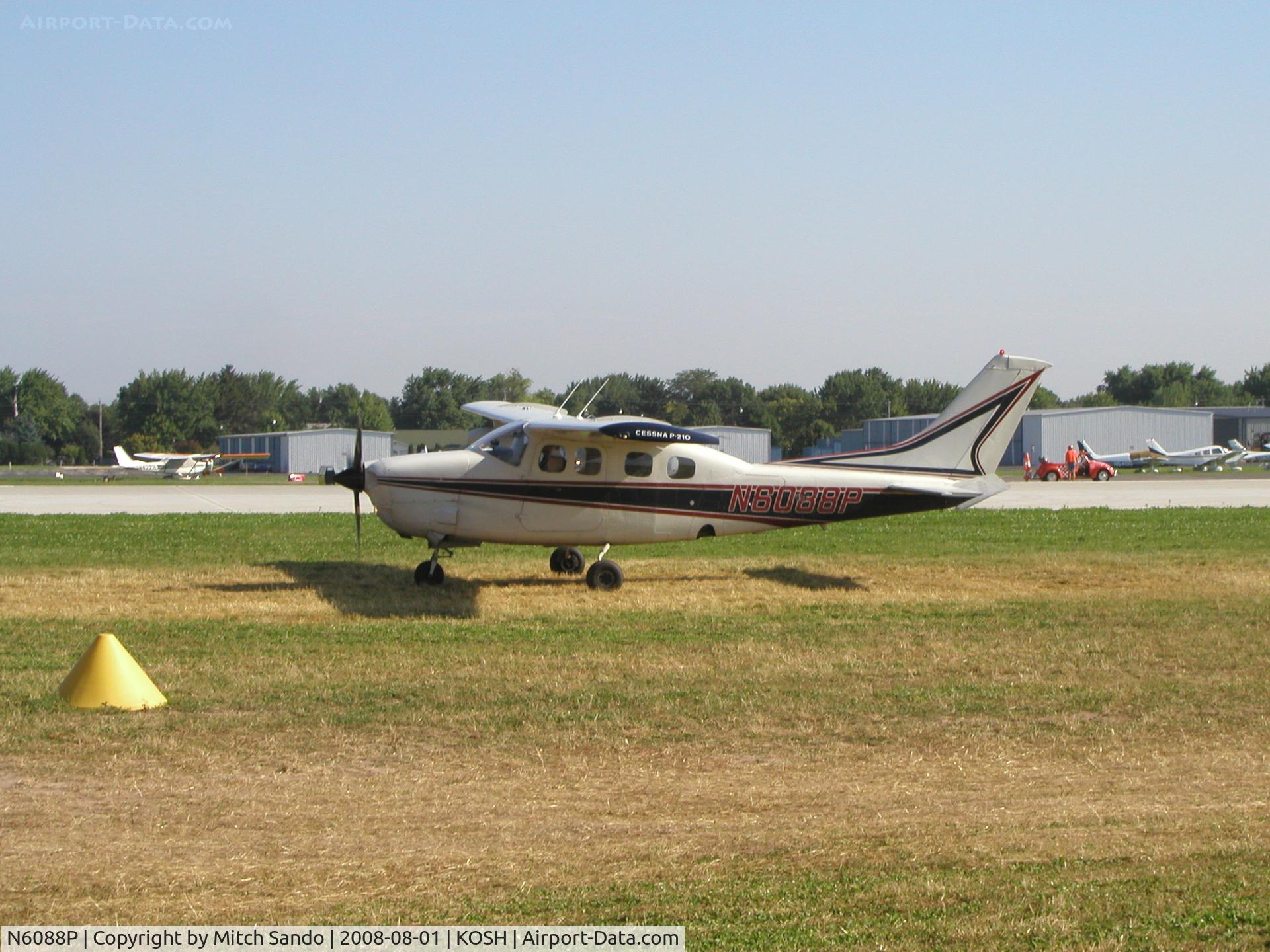 N6088P, 1978 Cessna P210N Pressurised Centurion C/N P21000141, EAA AirVenture 2008.