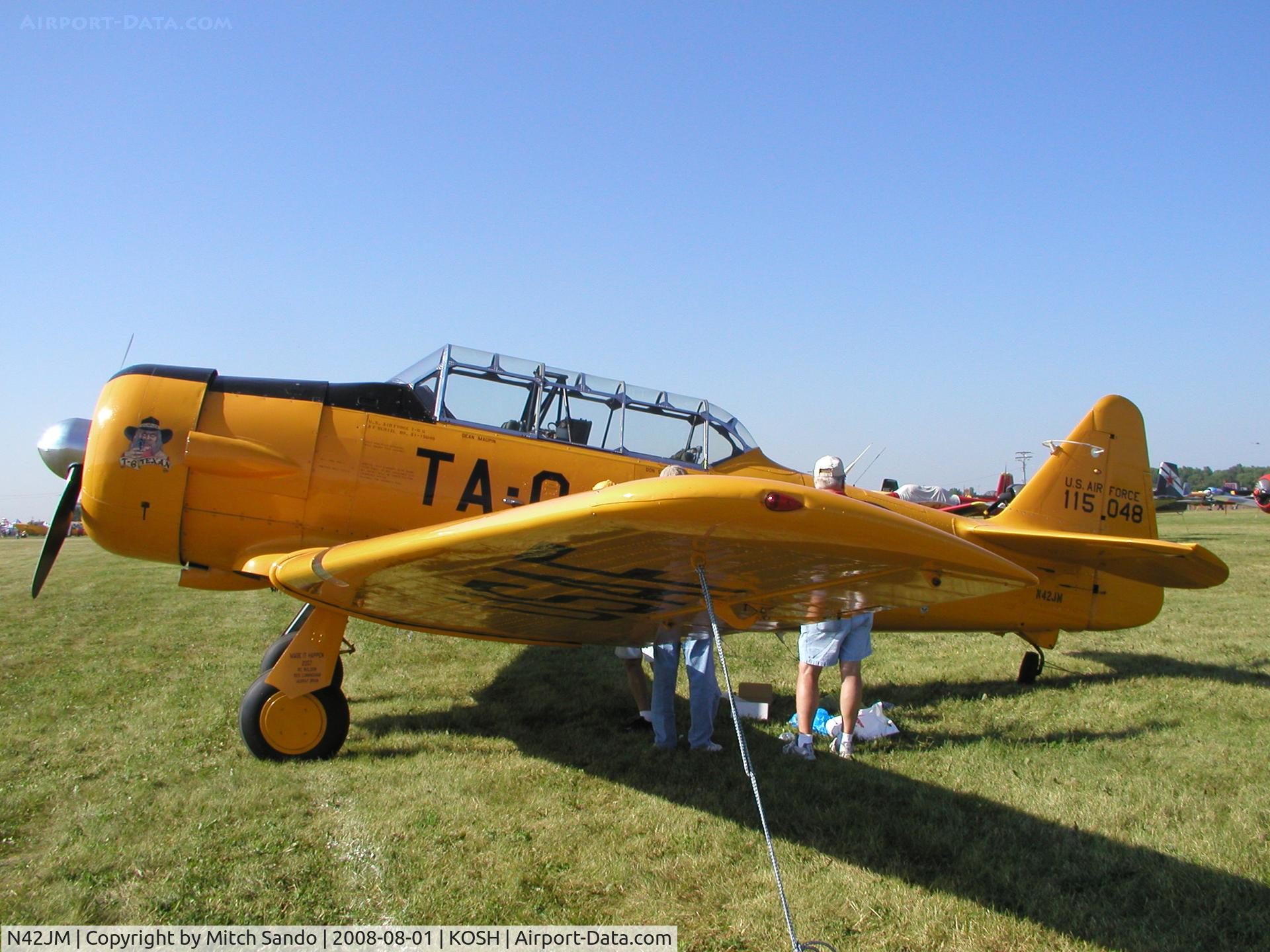 N42JM, North American T-6G Texan C/N 182-735, EAA AirVenture 2008.