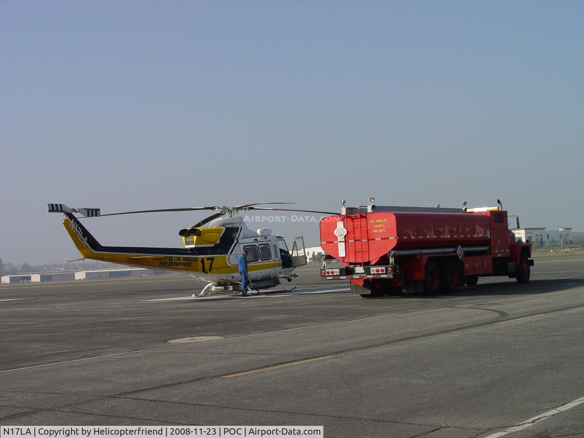 N17LA, 1992 Bell 412 C/N 36044, Filling her up for future flight