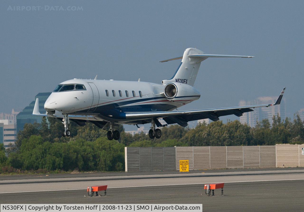 N530FX, 2007 Bombardier Challenger 300 (BD-100-1A10) C/N 20148, N530FX arriving on RWY 21
