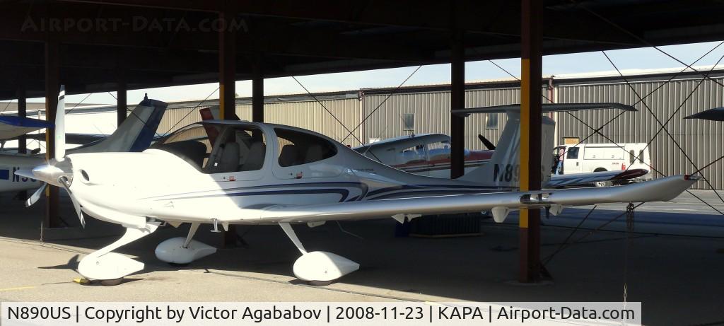 N890US, 2007 Diamond DA-40 Diamond Star C/N 40.890, At Centennial