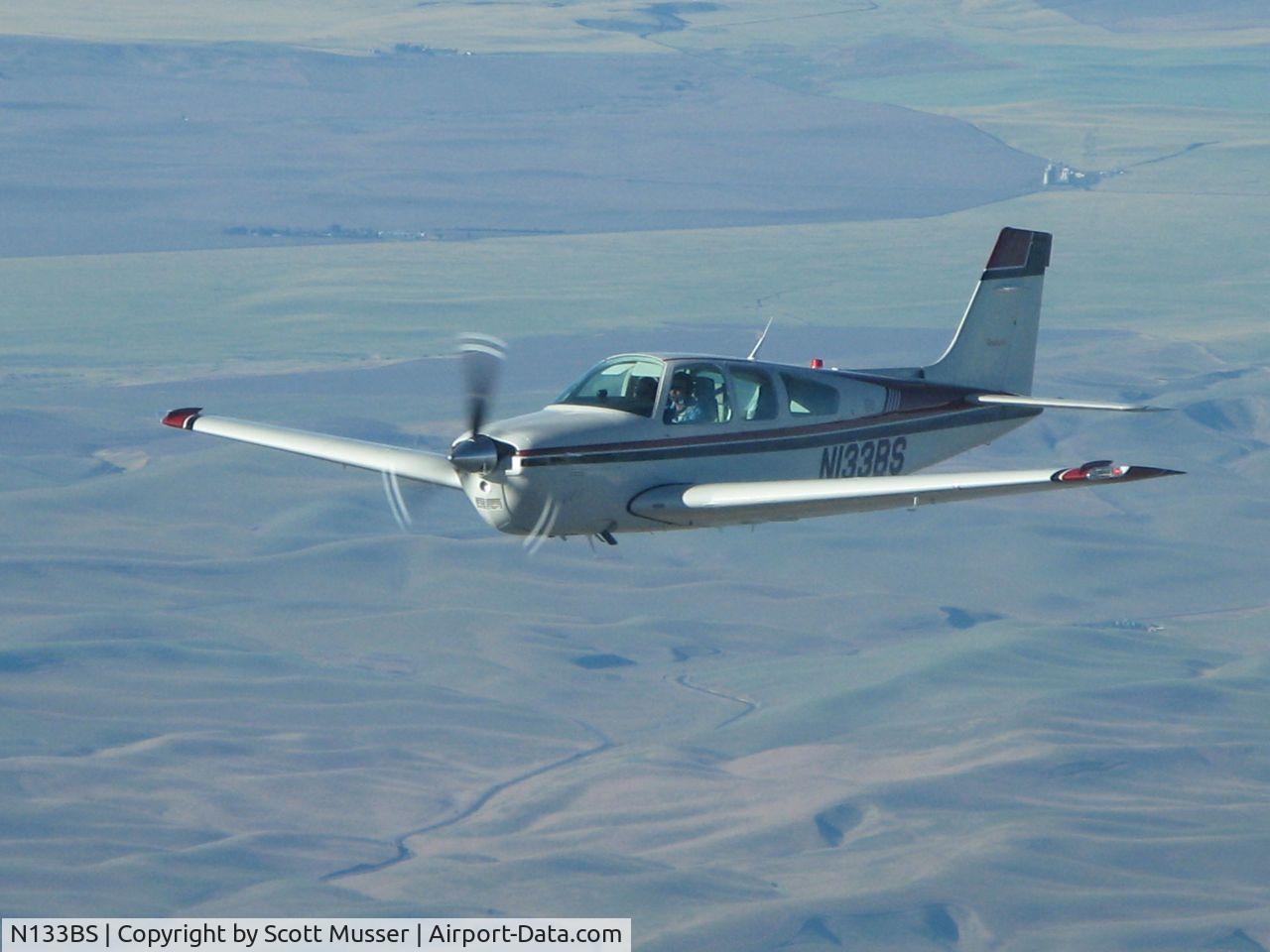 N133BS, 1988 Beech F33A Bonanza C/N CE-1234, Aerial over Washington State