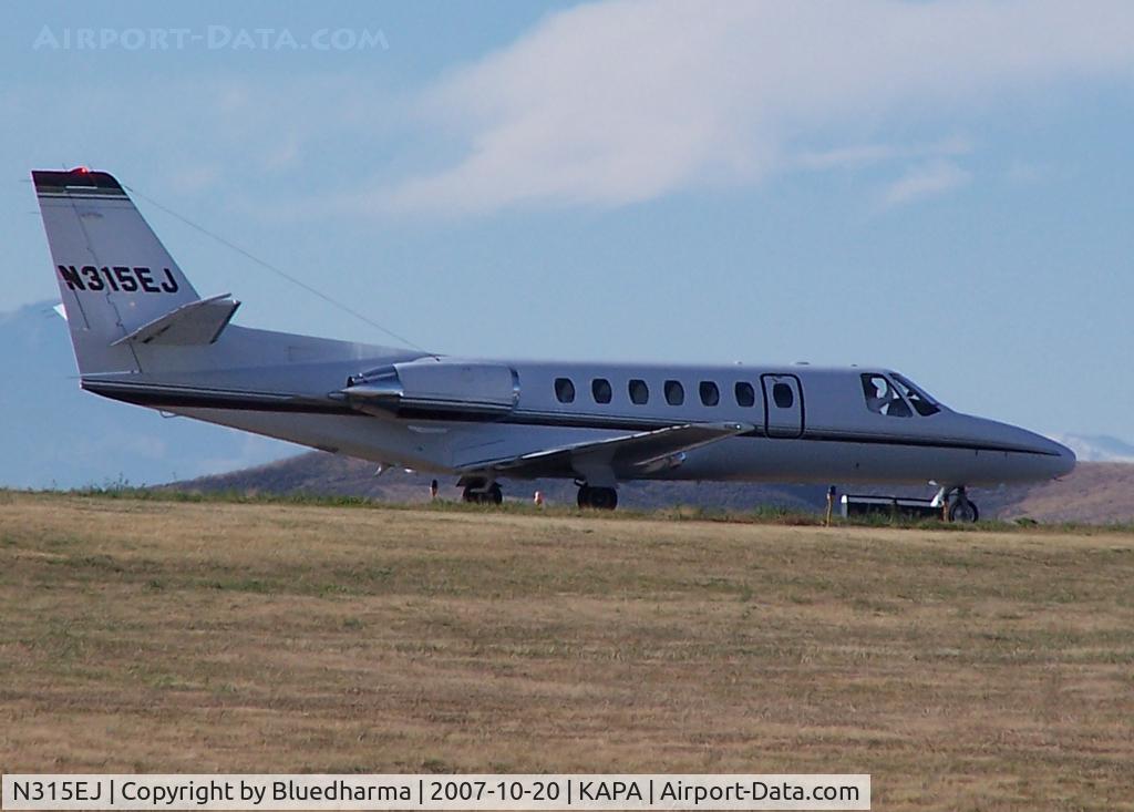 N315EJ, 1993 Cessna 560 Citation V C/N 560-0215, Position and Hold for 17L.
