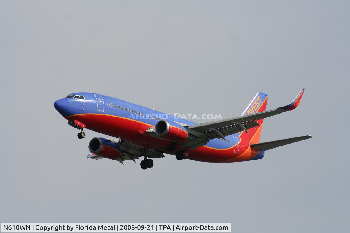 N610WN, 1995 Boeing 737-3H4 C/N 27696, Southwest 737-300