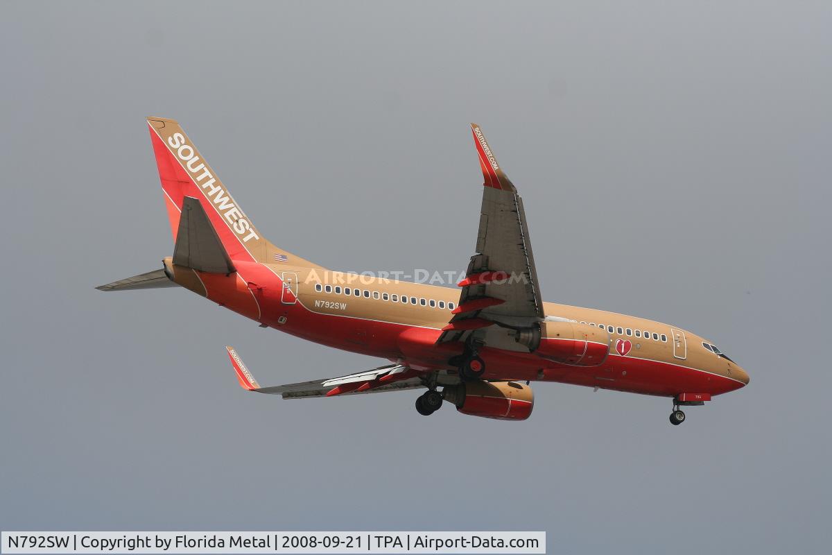 N792SW, 2000 Boeing 737-7H4 C/N 27887, Southwest 737-700