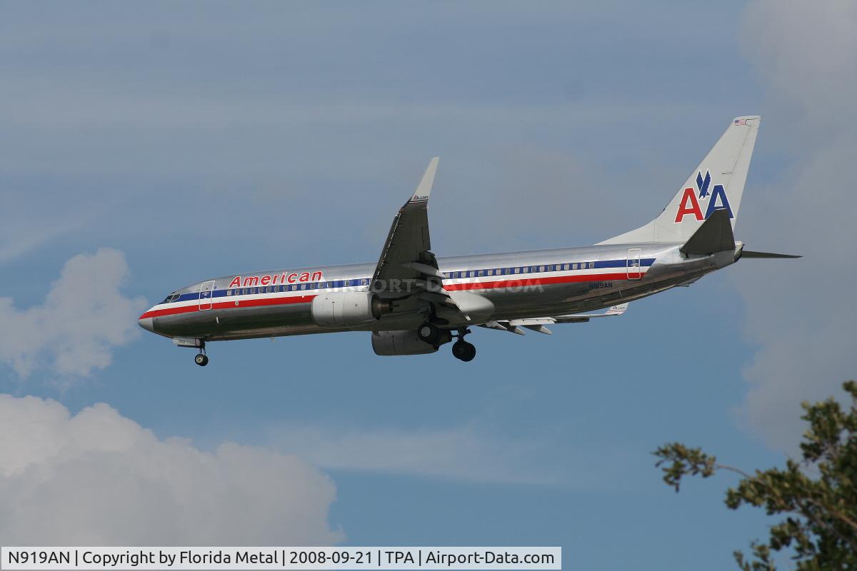 N919AN, 1999 Boeing 737-823 C/N 29520, American 737-800