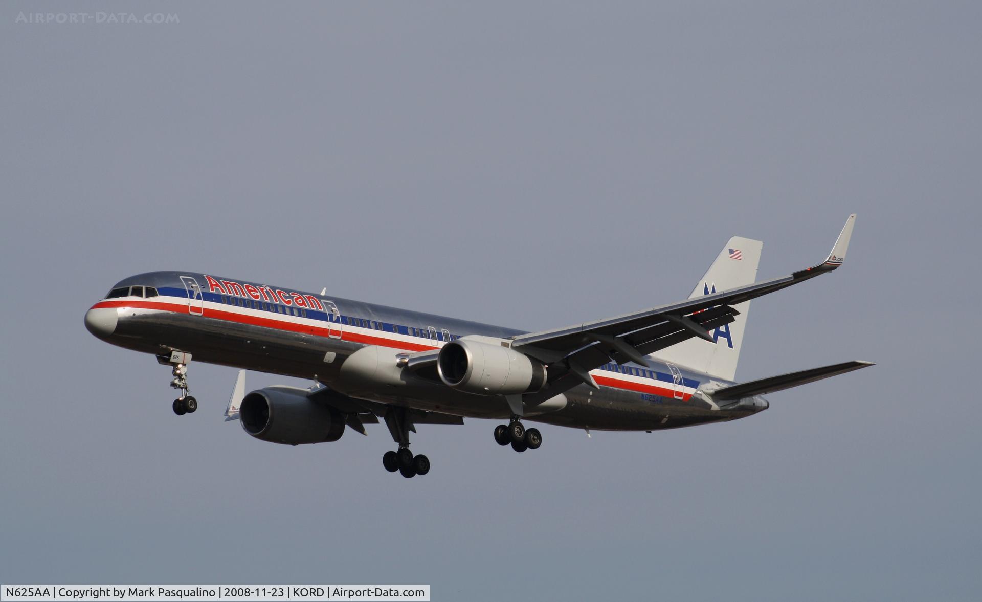 N625AA, 1990 Boeing 757-223 C/N 24583, Boeing 757-200
