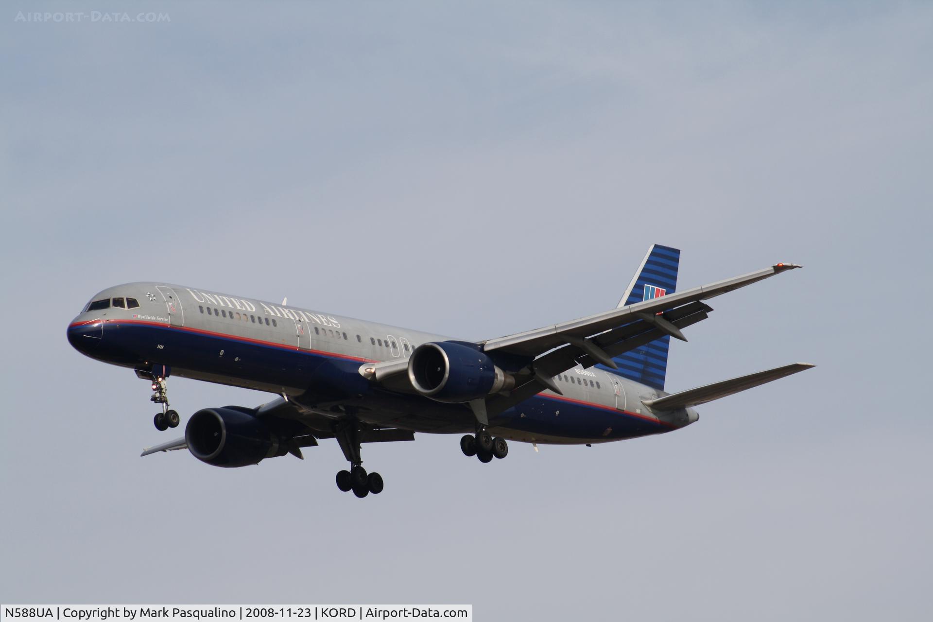 N588UA, 1993 Boeing 757-222 C/N 26717, Boeing 757-200