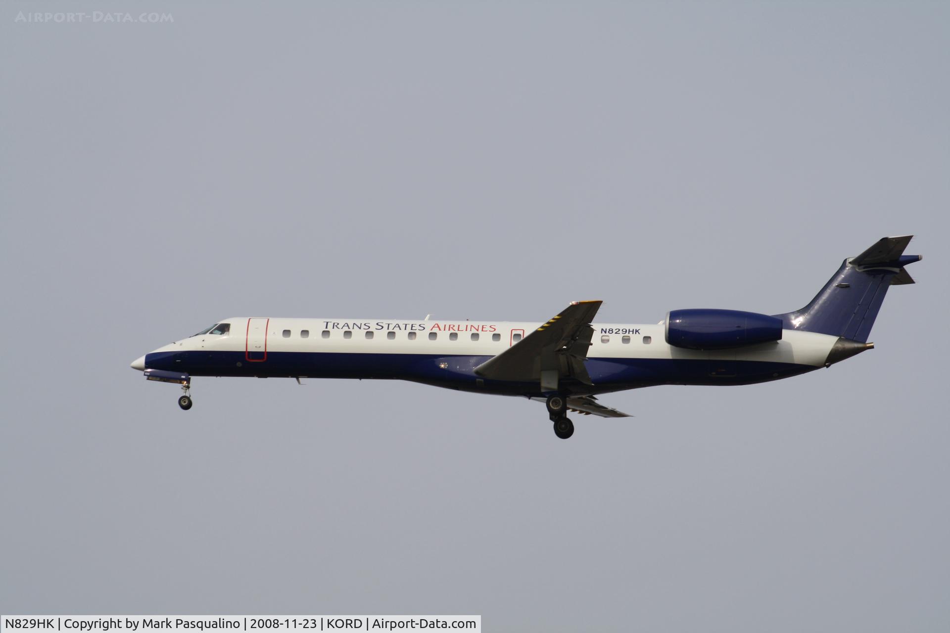 N829HK, 2000 Embraer ERJ-145LU (EMB-145LU) C/N 145281, EMB-145LR