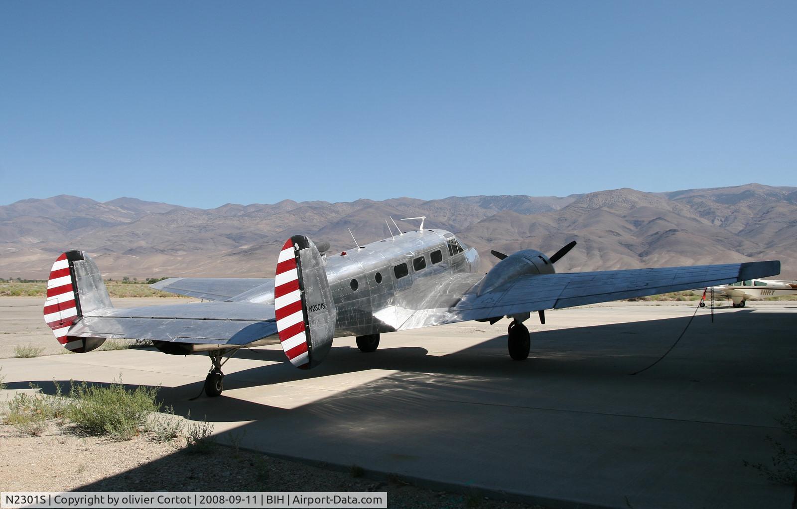 N2301S, 1951 Beech C-45H Expeditor C/N AF-251, alone in the eastern sierra