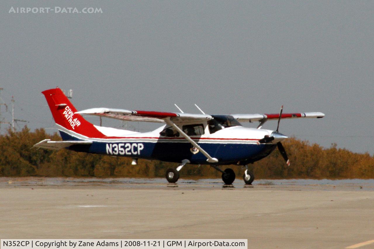 N352CP, 2005 Cessna 182T Skylane C/N 18281504, Civil Air Patrol at Grand Prairie - Wierd light this day