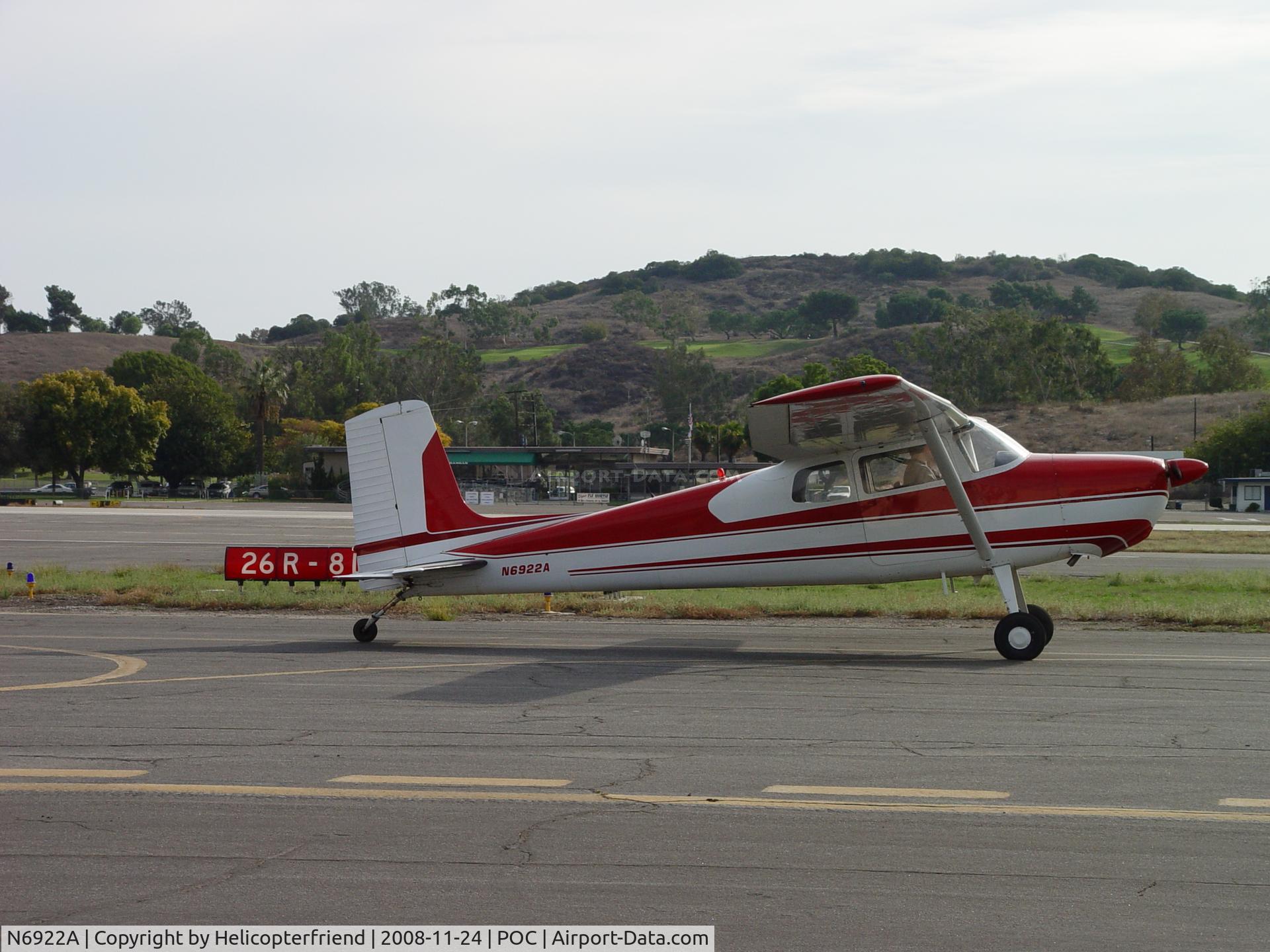 N6922A, 1956 Cessna 172 C/N 29022, Taxiing to runway