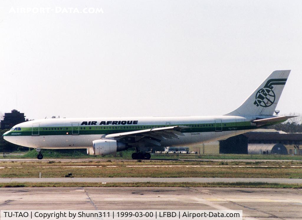 TU-TAO, 1981 Airbus A300B4-203 C/N 137, Arriving from flight and rolling to the terminal...