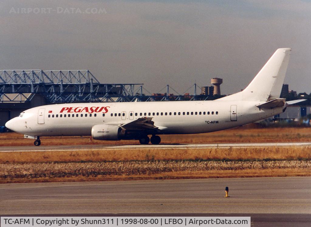 TC-AFM, 1992 Boeing 737-4Q8 C/N 26279, Take off rwy 15L