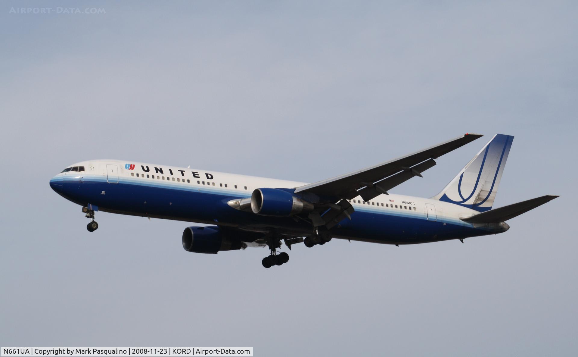 N661UA, 1993 Boeing 767-322 C/N 27158, Boeing 767-300