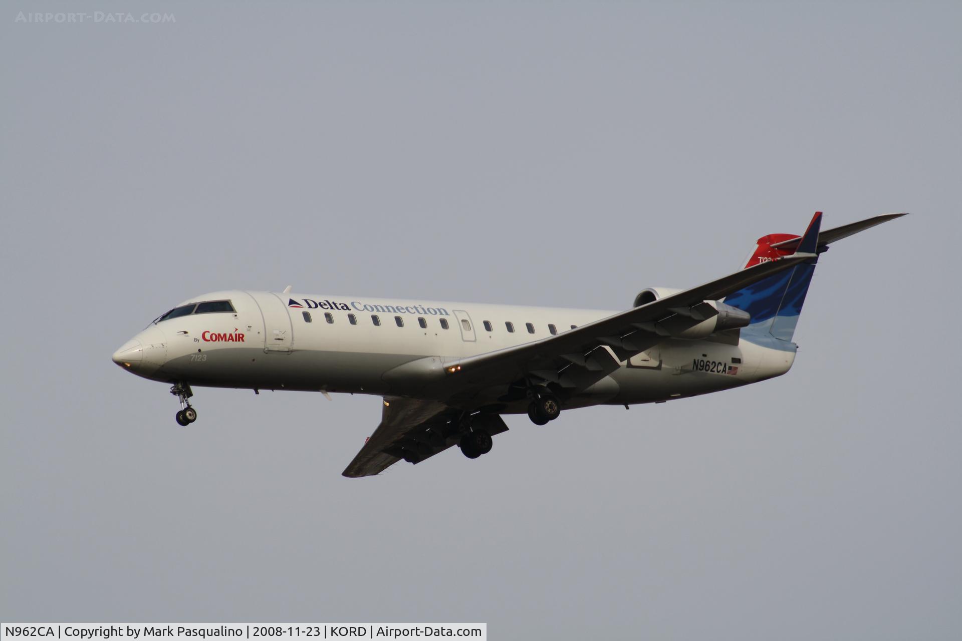 N962CA, 1996 Canadair CRJ-100ER (CL-600-2B19) C/N 7123, CL-600-2B19