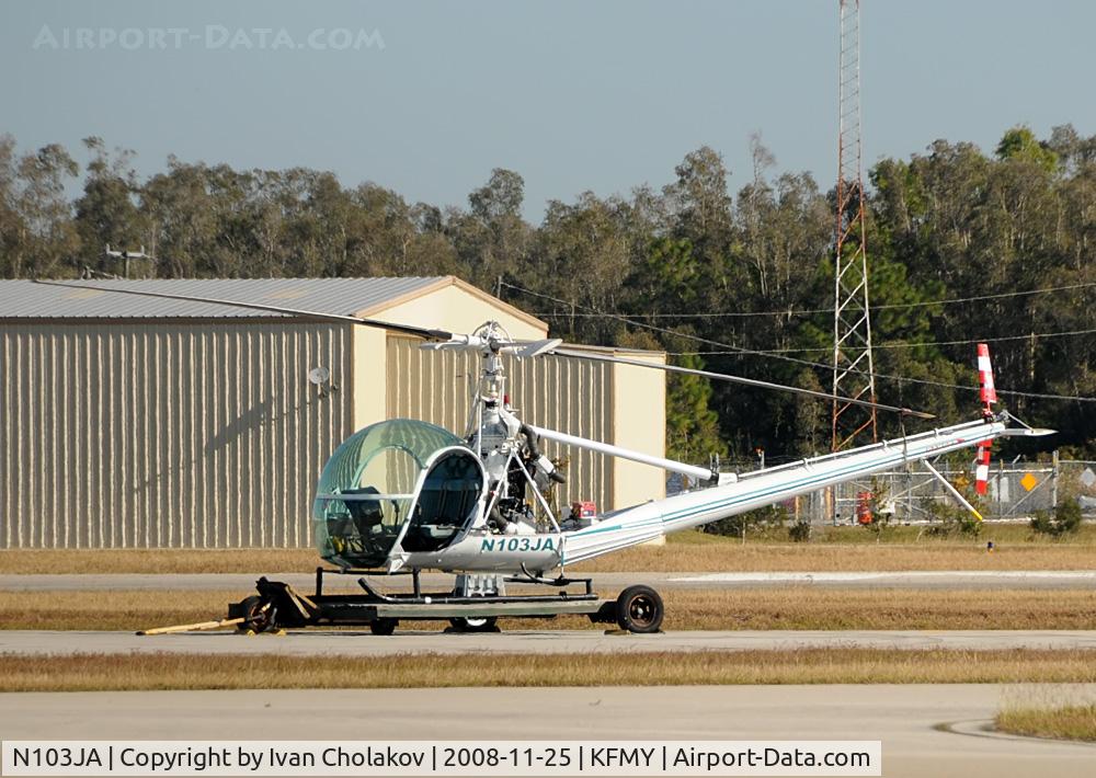 N103JA, 1956 Hiller UH-12C C/N 782, Early series example