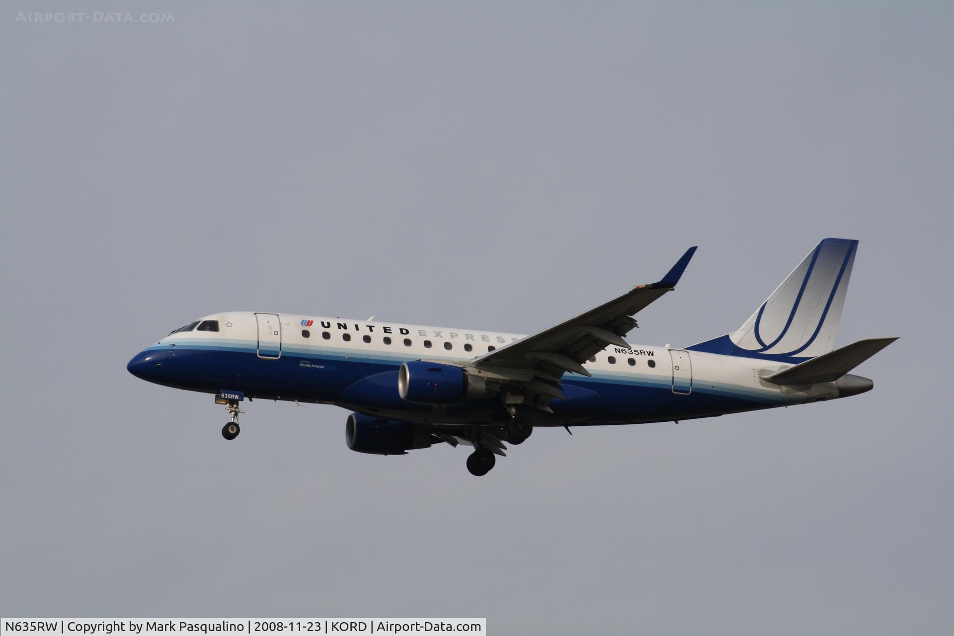 N635RW, 2004 Embraer 170SE (ERJ-170-100SE) C/N 17000056, ERJ 170-100 SE