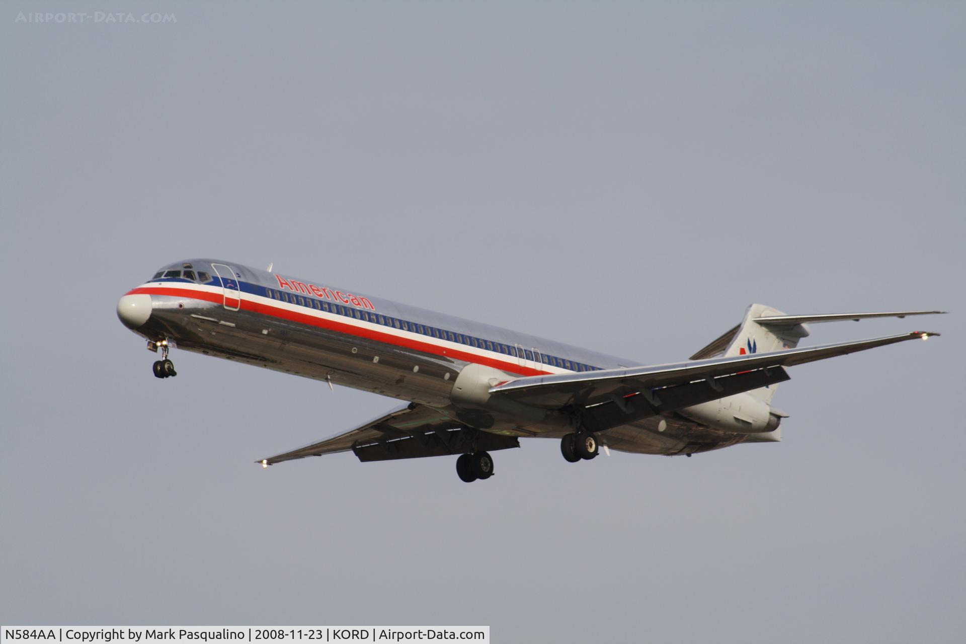 N584AA, 1991 McDonnell Douglas MD-82 (DC-9-82) C/N 53247, MD-82