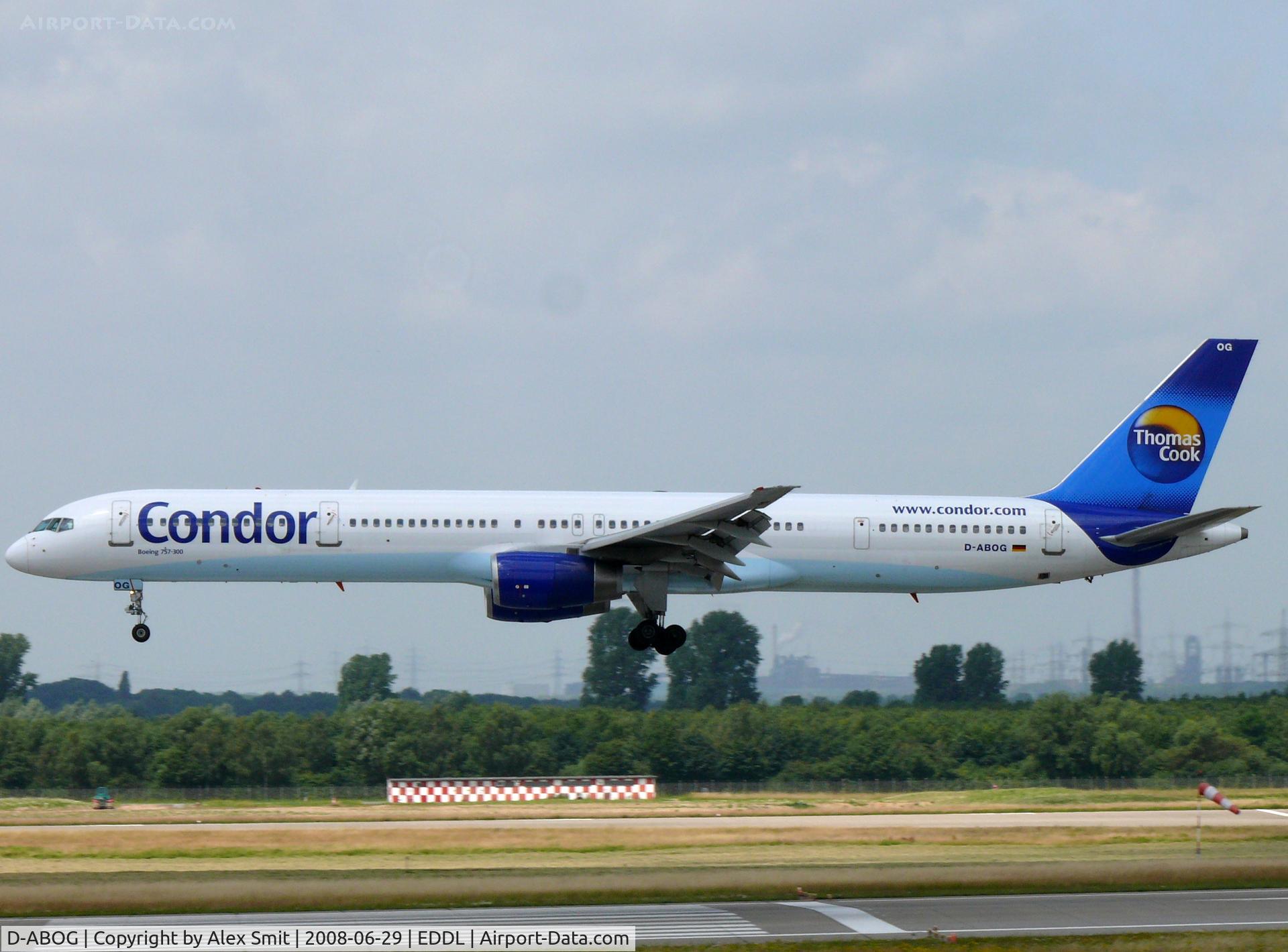 D-ABOG, 1999 Boeing 757-330 C/N 29014, Boeing B757-330 D-ABOG Condor/Thomas Cook