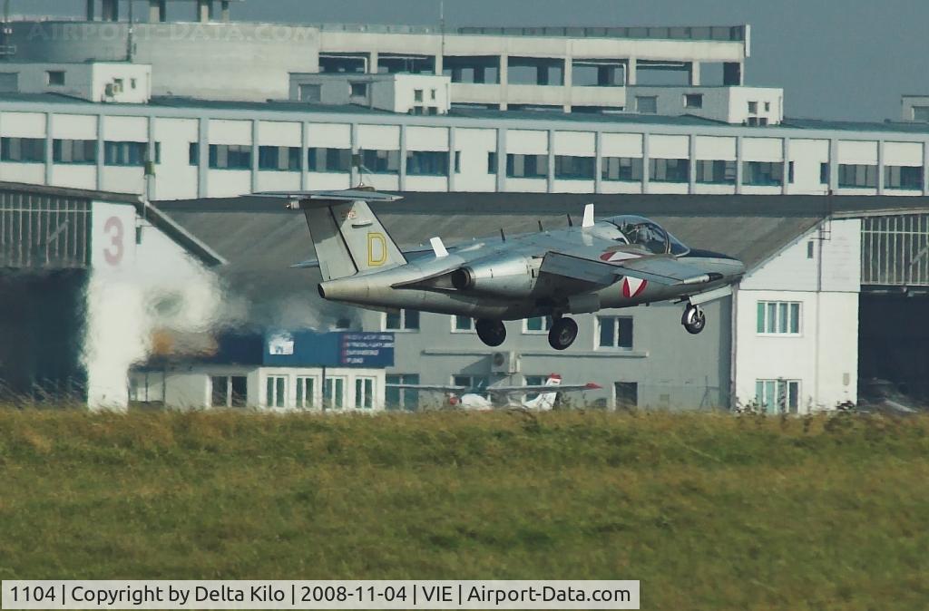 1104, Saab 105OE C/N 105404, Austrian Air Force- Saab 105,touch and go