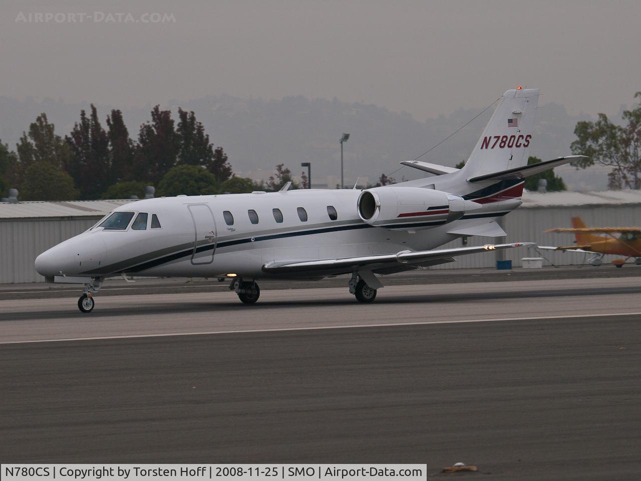 N780CS, 2001 Cessna 560XL Citation Excel C/N 560-5168, N780CS departing from RWY 21