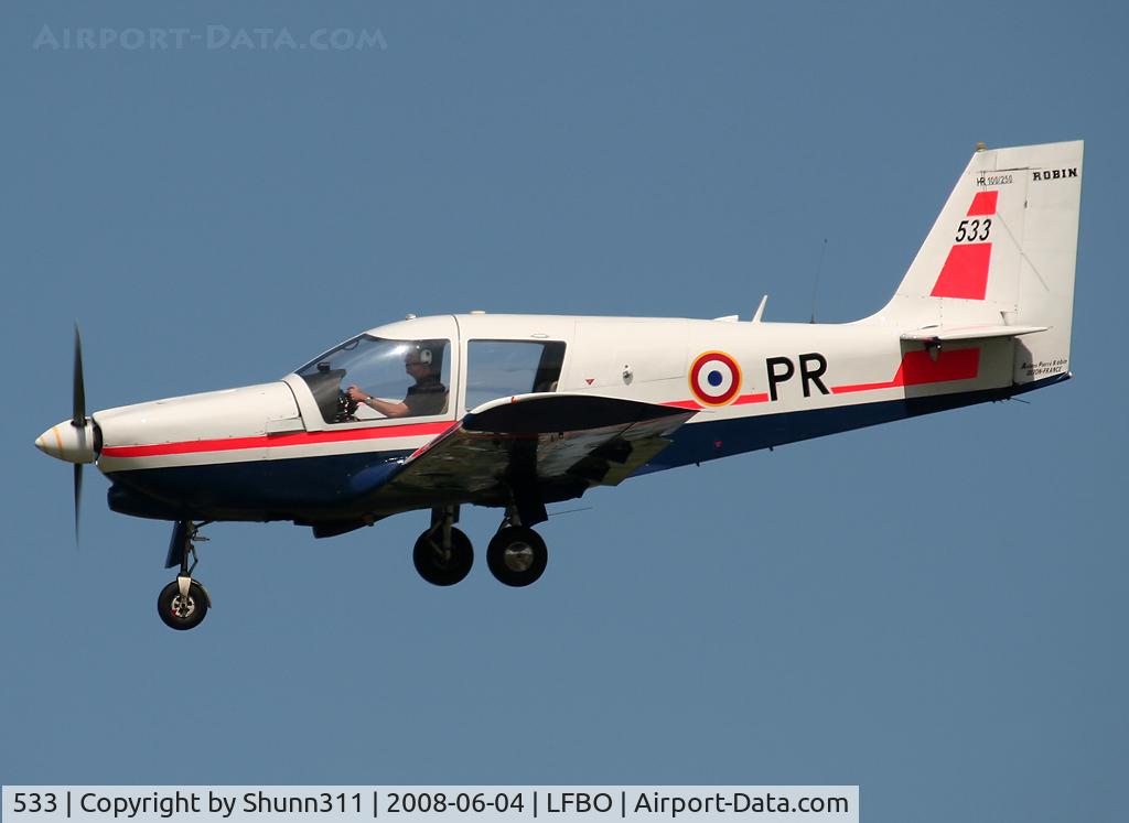 533, Robin HR-100-250TR President C/N 533, Landing rwy 32R...