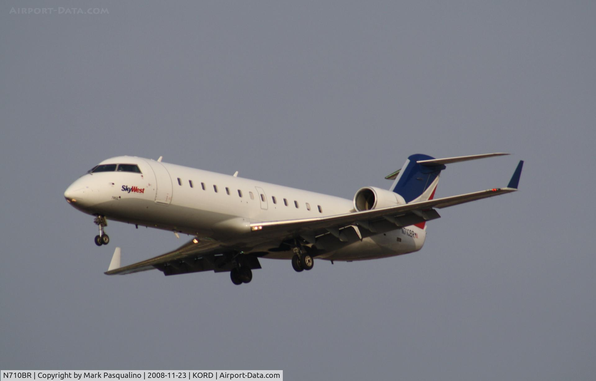 N710BR, 2003 Bombardier CRJ-200ER (CL-600-2B19) C/N 7852, CL-600-2C10